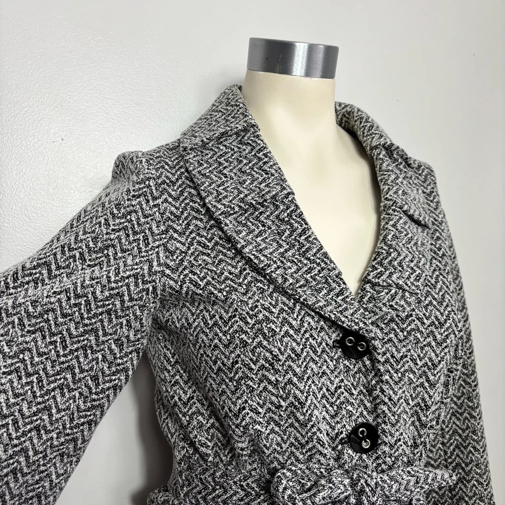 Susan Bristol button up collard belt jacket - Picture 4 of 6